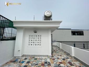 DUNG HOUSE