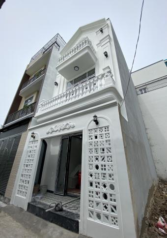 DUNG HOUSE